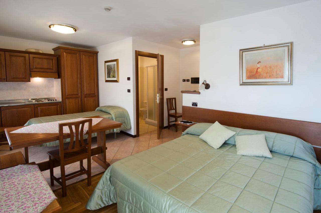 Albergo Castello Da Bonino Champorcher Exterior photo